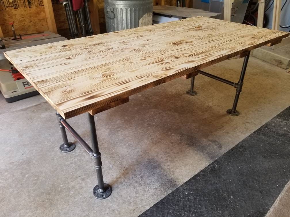 Handmade rustic farm house table oak plank coffee table with industrial black pipe legs farmhouse coffee table