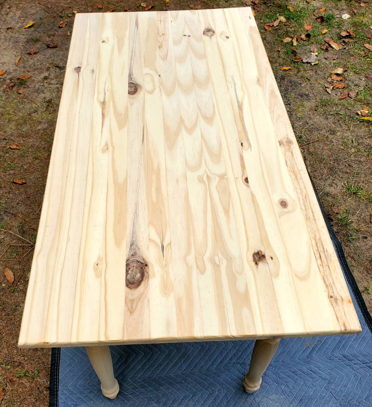 Country Farmhouse Harvest Dining Table Kit - Unfinished Reclaimed Pine Barnwood 60" long × 30" wide